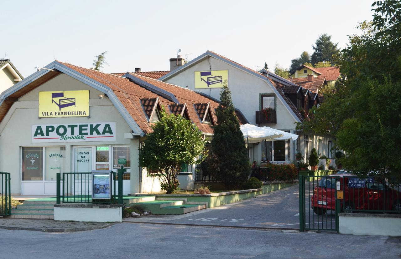 B&B Villa Evandjelina Sremska Kamenica 외부 사진